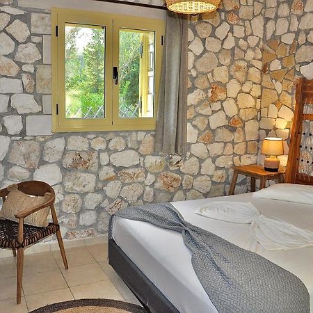 טרפזאקי Stone Villa Kefaloniaprivatevillas מראה חיצוני תמונה